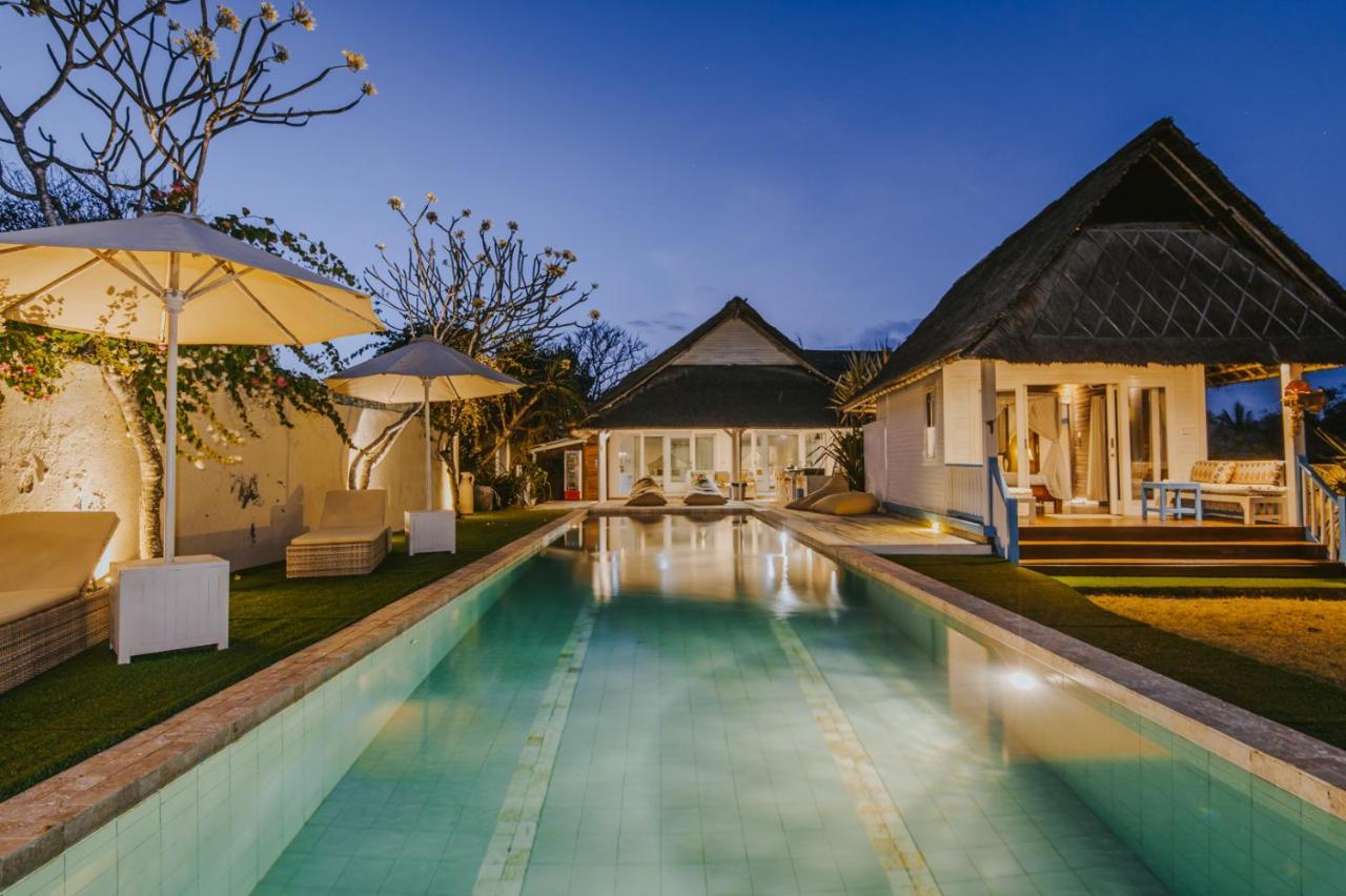 Villa Waru นูซาเลมโบงัน ภายนอก รูปภาพ