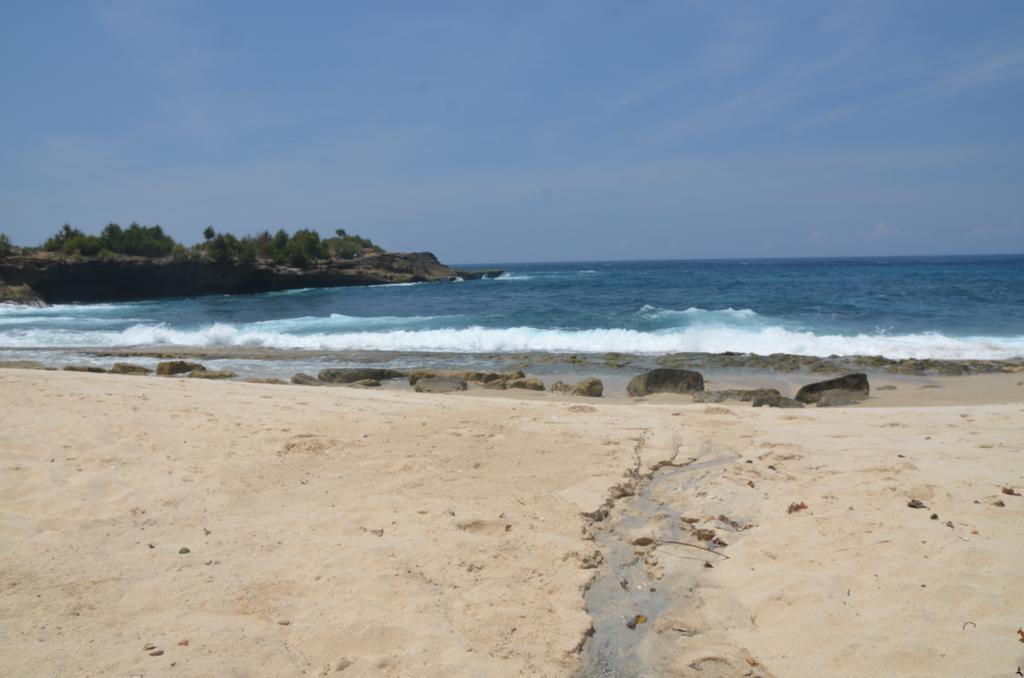 Villa Waru นูซาเลมโบงัน ภายนอก รูปภาพ
