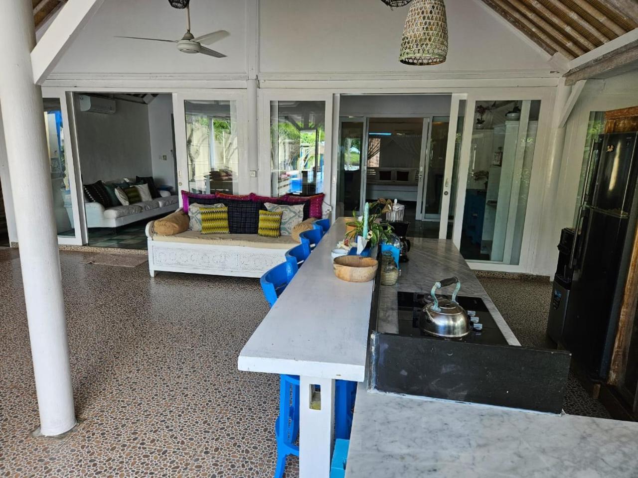 Villa Waru นูซาเลมโบงัน ภายนอก รูปภาพ