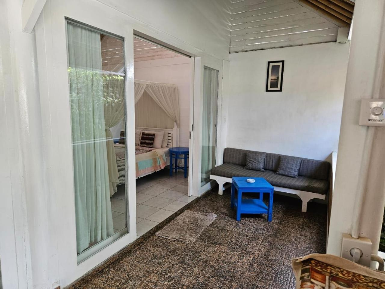 Villa Waru นูซาเลมโบงัน ภายนอก รูปภาพ
