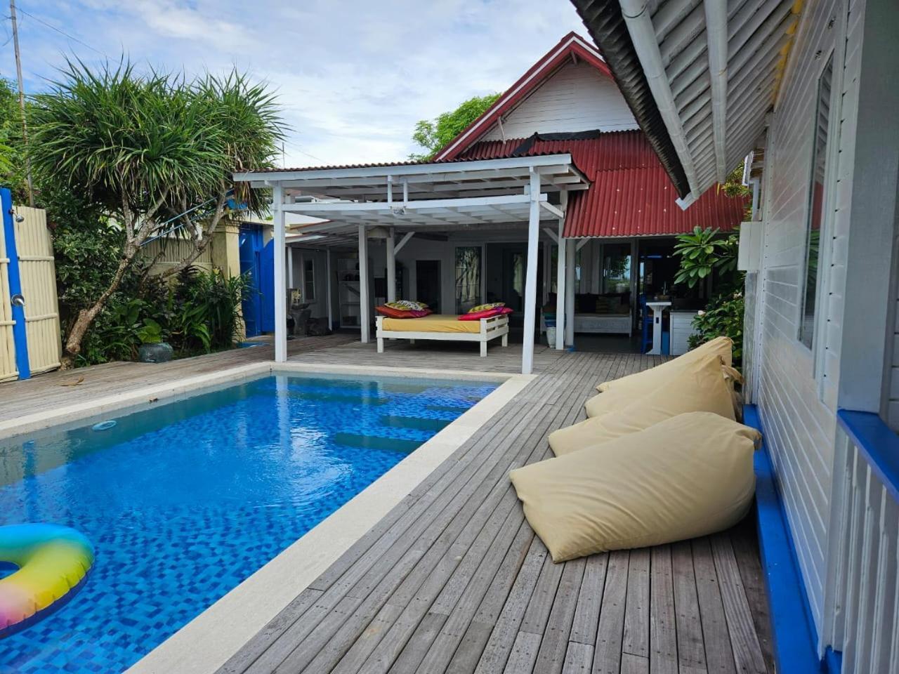 Villa Waru นูซาเลมโบงัน ภายนอก รูปภาพ