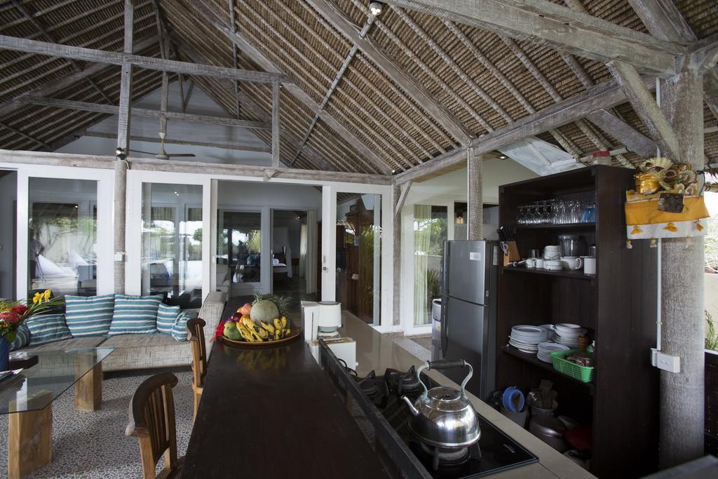Villa Waru นูซาเลมโบงัน ภายนอก รูปภาพ