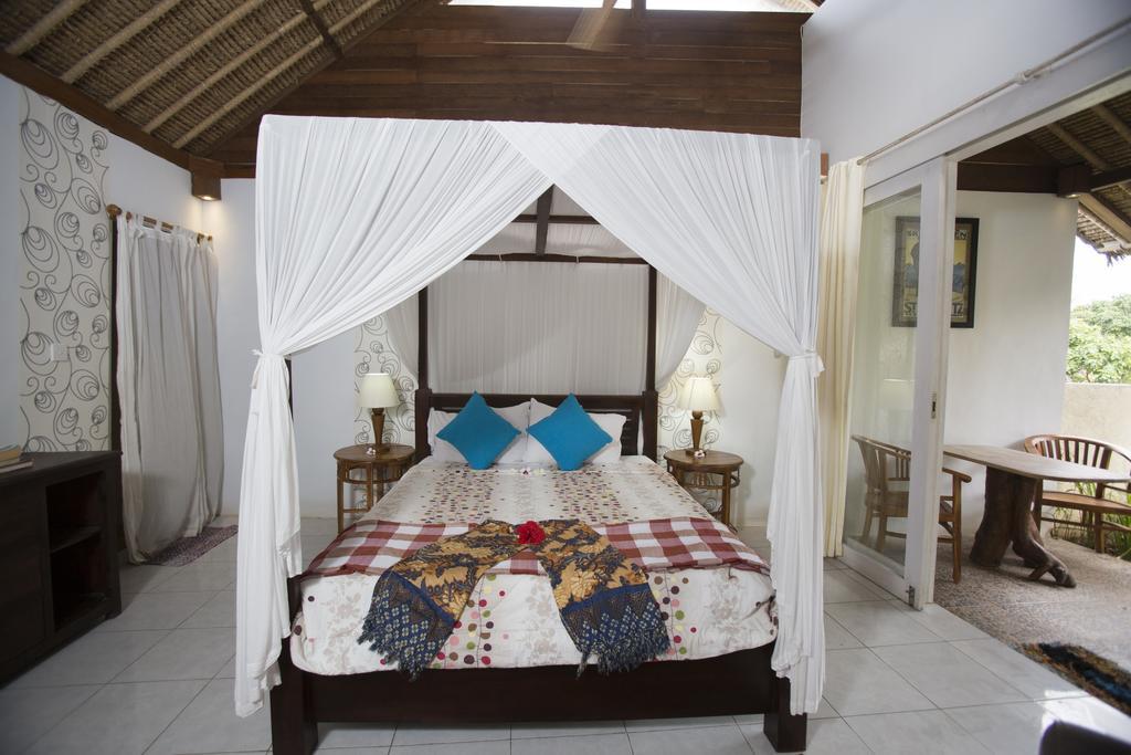 Villa Waru นูซาเลมโบงัน ภายนอก รูปภาพ