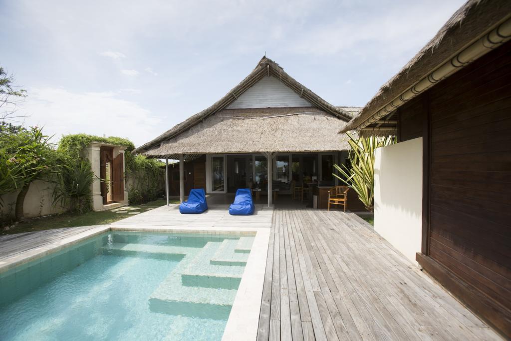 Villa Waru นูซาเลมโบงัน ภายนอก รูปภาพ
